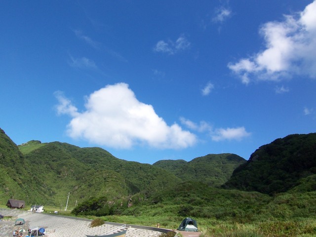 10 吉田集落の山側景観